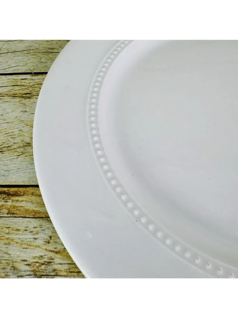 Threshold Target BEADED WHITE Embossed Beaded Band Procelain Dinner Plates Set 2